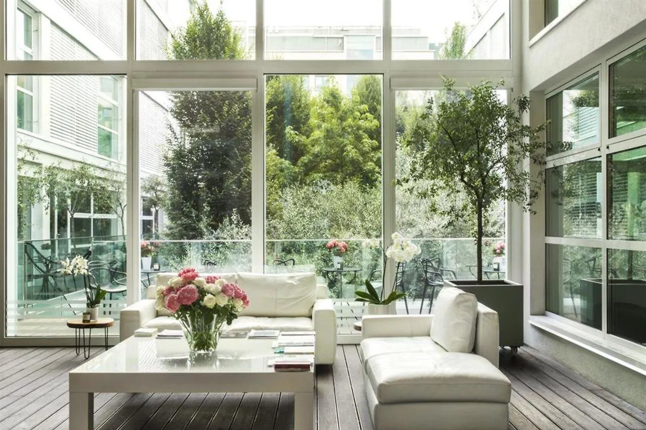 Magna Pars L'Hotel A Parfum, Small Luxury Hotels Of The World Mediolan