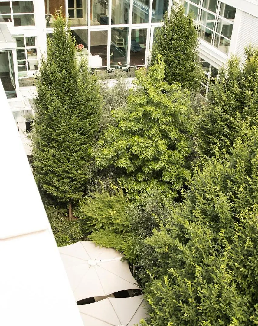 Magna Pars L'Hotel A Parfum, Small Luxury Hotels Of The World Mediolan 5*,